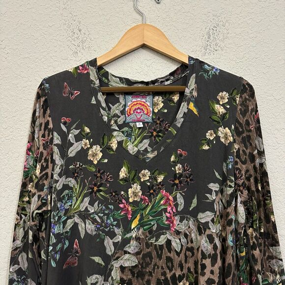 JOHNNY WAS Ash Bird Leopard Favorite Long Sleeve V-Neck Swing Tee - Picture 5 of 11